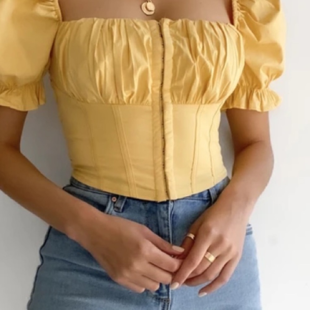 Meet your Posher, Maria